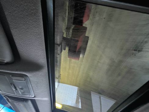 Used 2003 Toyota Highlander 2WD image 12