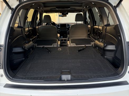 Used 2017 Honda Pilot Elite image 25