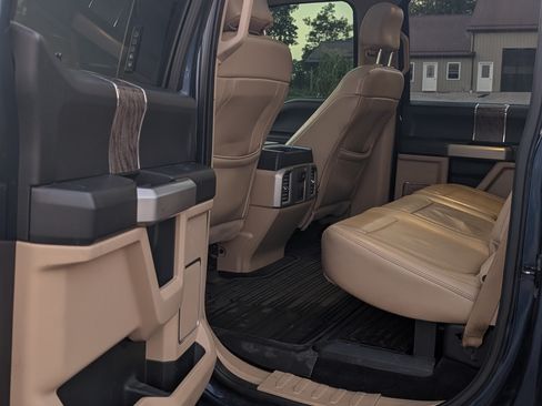 Used 2017 Ford F250 Lariat w/ Lariat Ultimate Package image 6