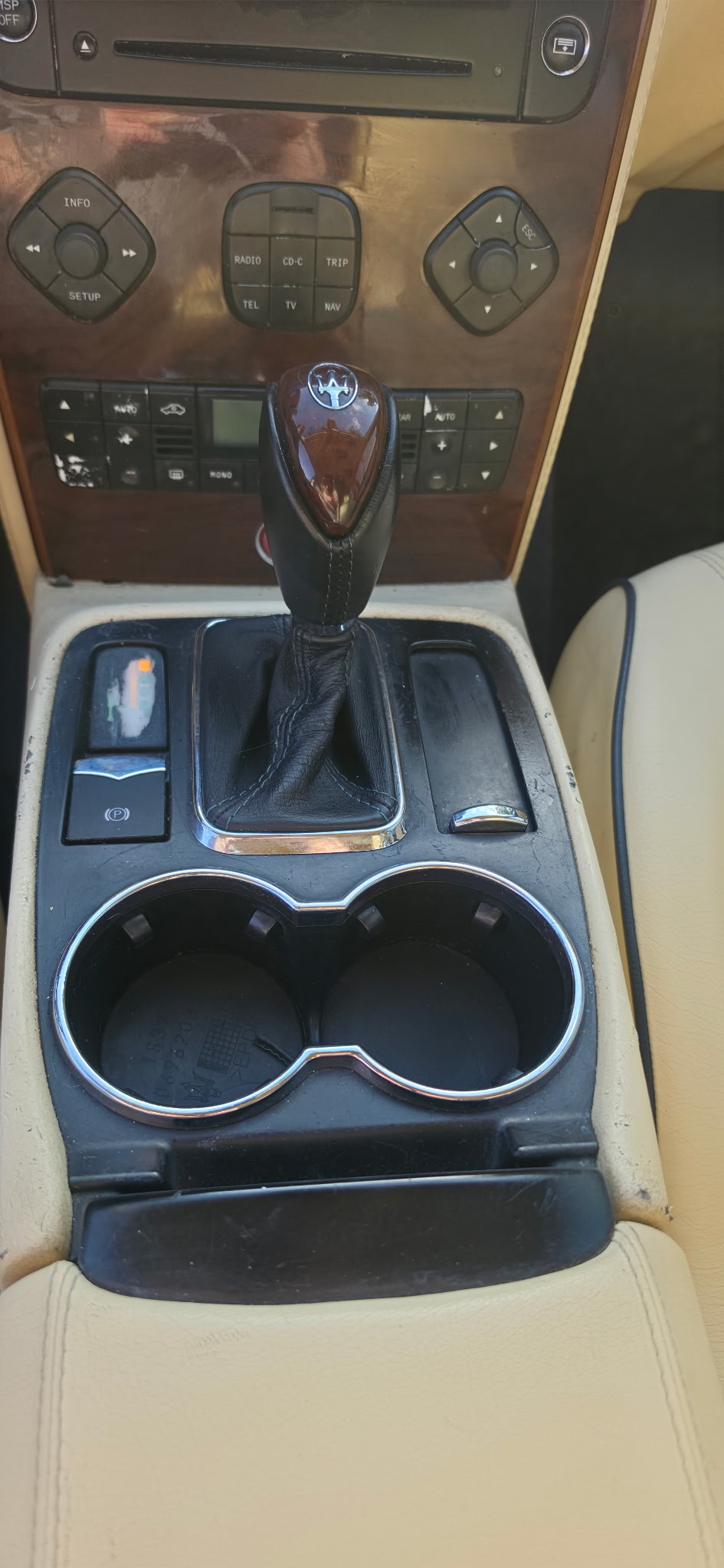 Used 2008 Maserati Quattroporte Executive GT RWD image 8