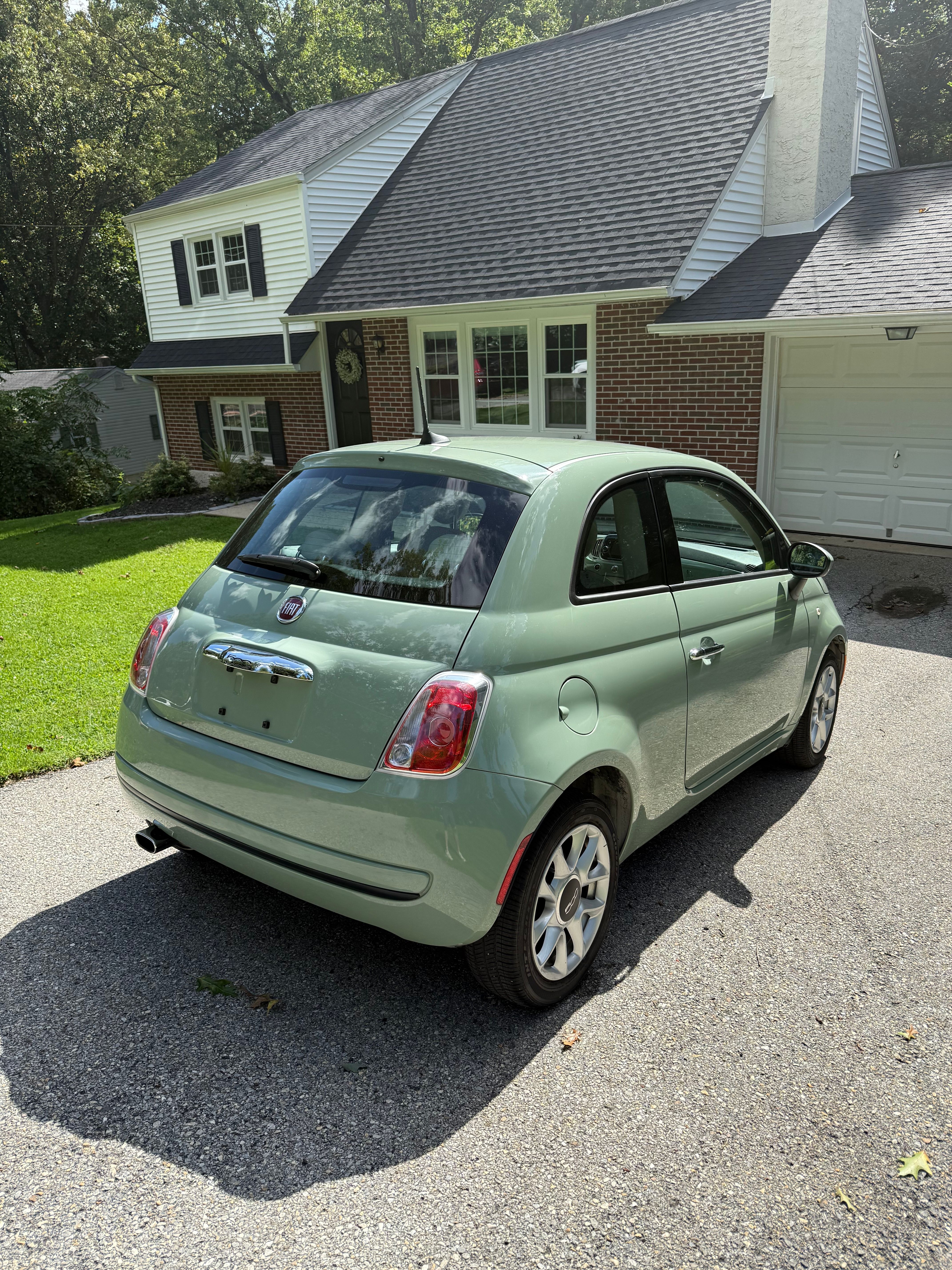 Used 2017 FIAT 500 Pop FWD image 10