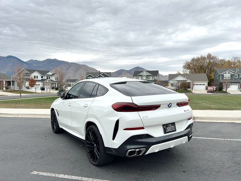 Used 2024 BMW X6 M60i image 16
