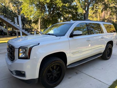 Used 2017 GMC Yukon XL SLT w/ Open Road Package