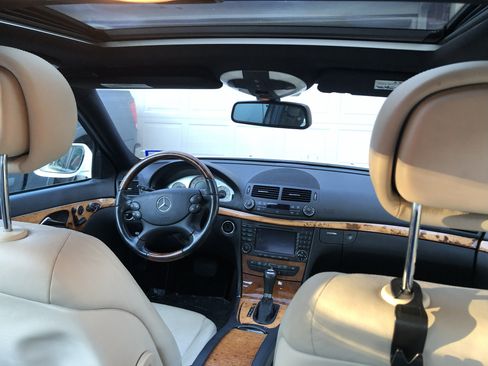 Used 2007 Mercedes-Benz E 350 Sedan image 13