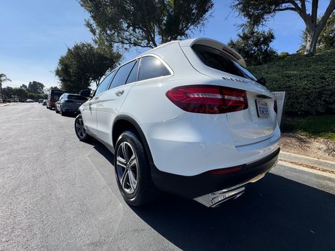 Used 2019 Mercedes-Benz GLC 350e 4MATIC image 16