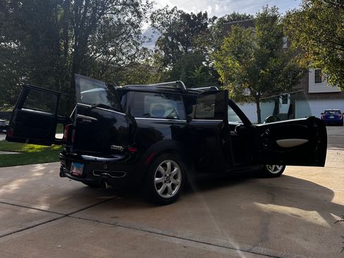 Used 2010 MINI Cooper Clubman S image 6