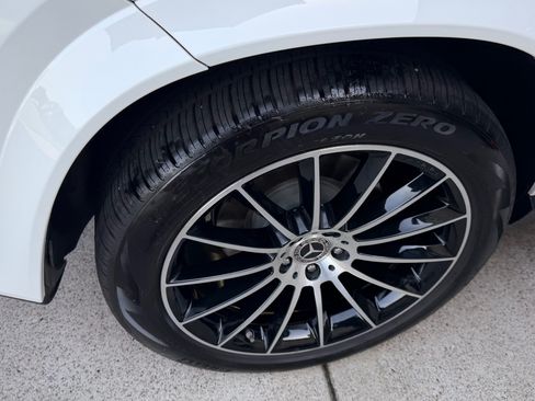 Used 2023 Mercedes-Benz GLE 450 4MATIC image 4