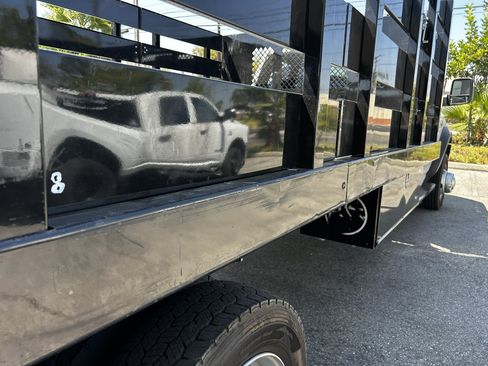 Used 2023 RAM 5500 Tradesman image 11