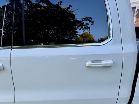 Used 2023 RAM 1500 Limited image 9