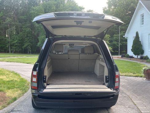 Used 2017 Land Rover Range Rover Long Wheelbase Supercharged image 2