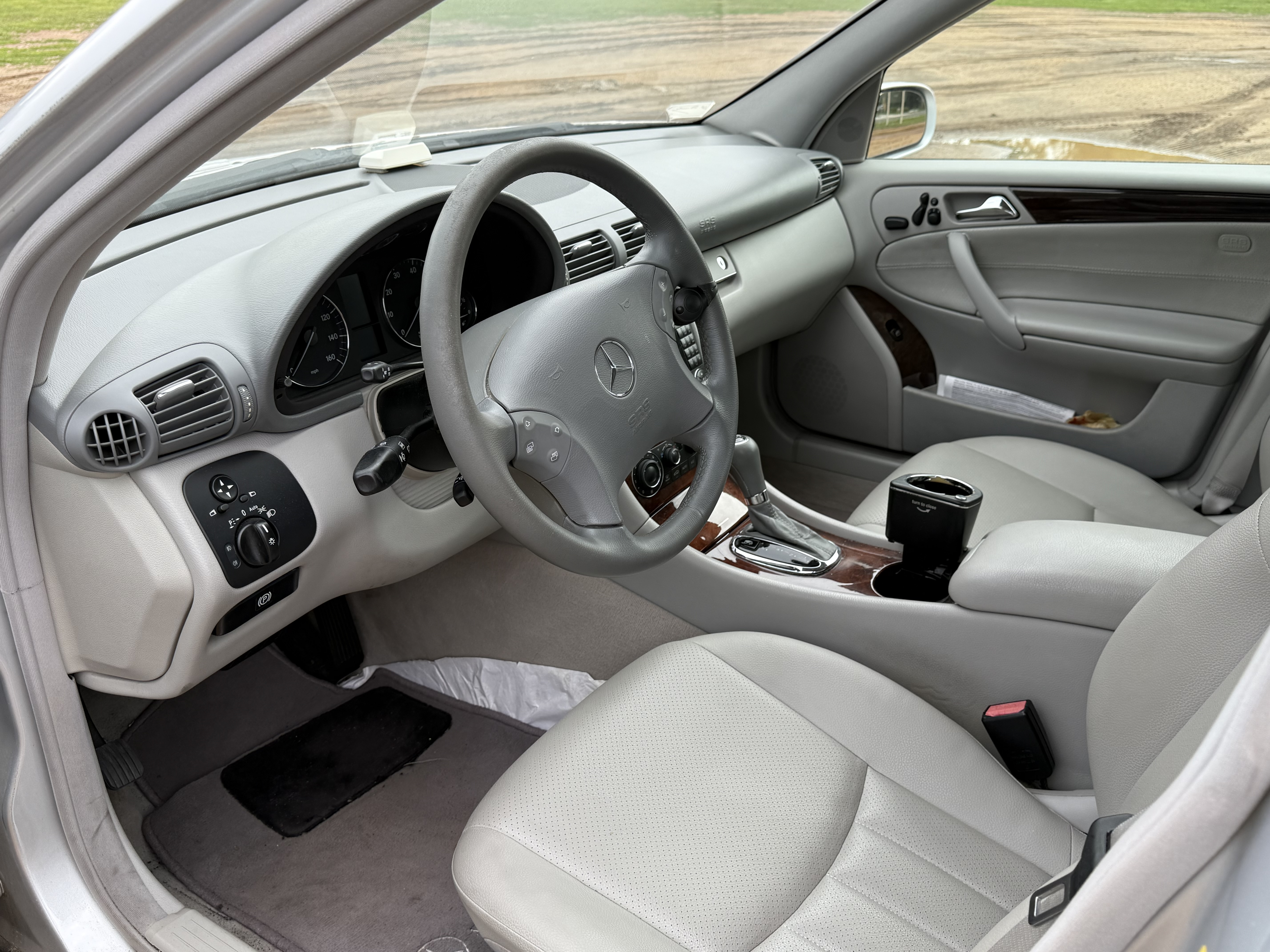 Used 2007 Mercedes-Benz C 280 4MATIC Sedan image 9