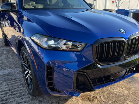 Used 2024 BMW X5 M60i AWD/4WD image 10