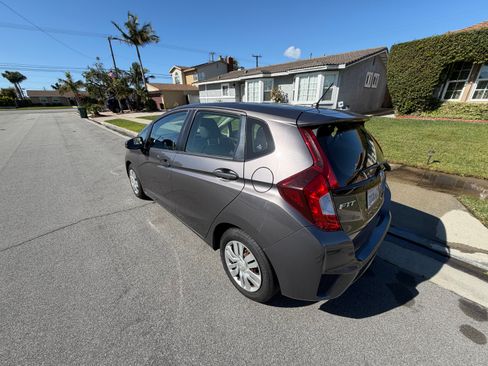 Used 2017 Honda Fit LX image 5