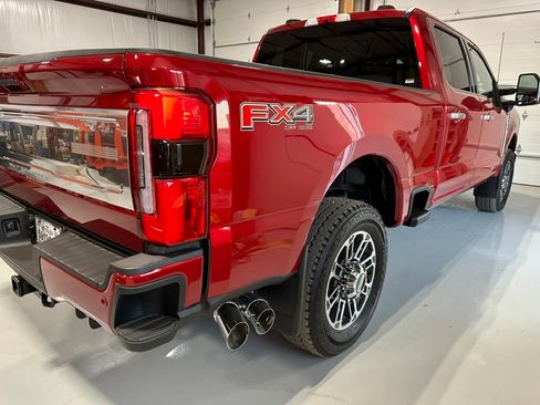 Used 2024 Ford F250 Limited w/ FX4 Off-Road Package AWD/4WD image 12