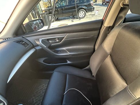 Used 2017 Nissan Altima 2.5 SR image 13