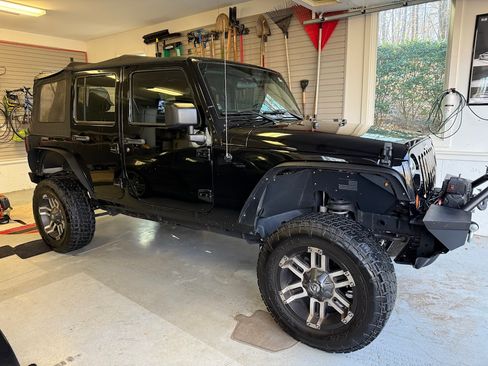 Used 2011 Jeep Wrangler Unlimited Sport image 6