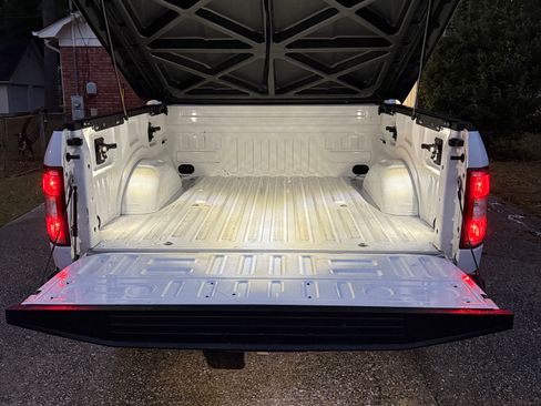 Used 2019 Ford F150 XLT w/ Equipment Group 302A Luxury image 6