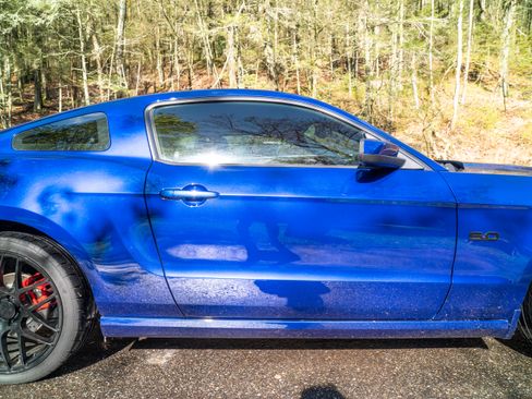 Used 2014 Ford Mustang GT Premium image 23