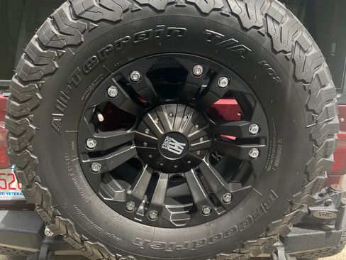 Used 2003 Jeep Wrangler Sahara image 23