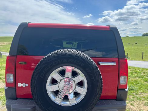 Used 2006 HUMMER H3 AWD/4WD image 6