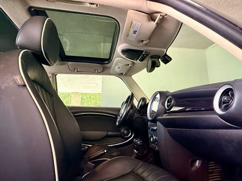 Used 2011 MINI Cooper Hardtop FWD image 10