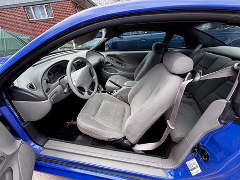 Used 2000 Ford Mustang Coupe RWD image 20