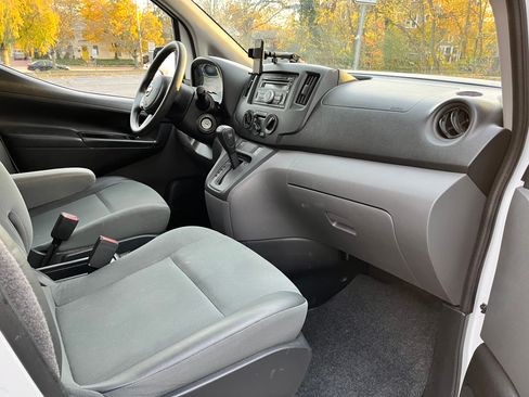 Used 2014 Nissan NV200 S w/ Cruise Control Package image 18