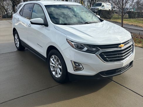 Used 2019 Chevrolet Equinox LT image 10
