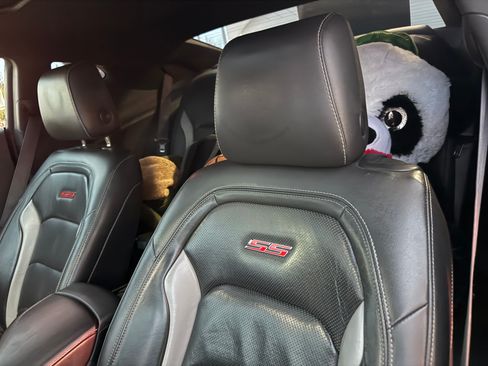 Used 2017 Chevrolet Camaro SS image 8