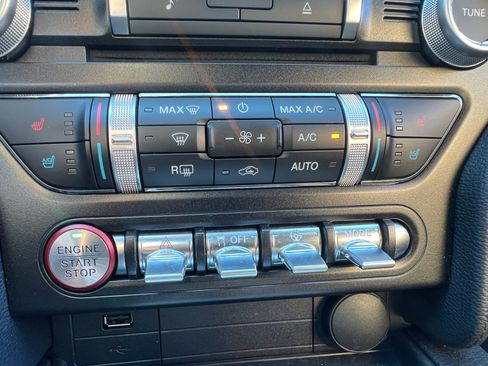 Used 2019 Ford Mustang Bullitt w/ Bullitt Electronics Package image 27