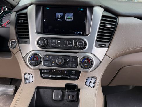 Used 2017 GMC Yukon SLT image 19