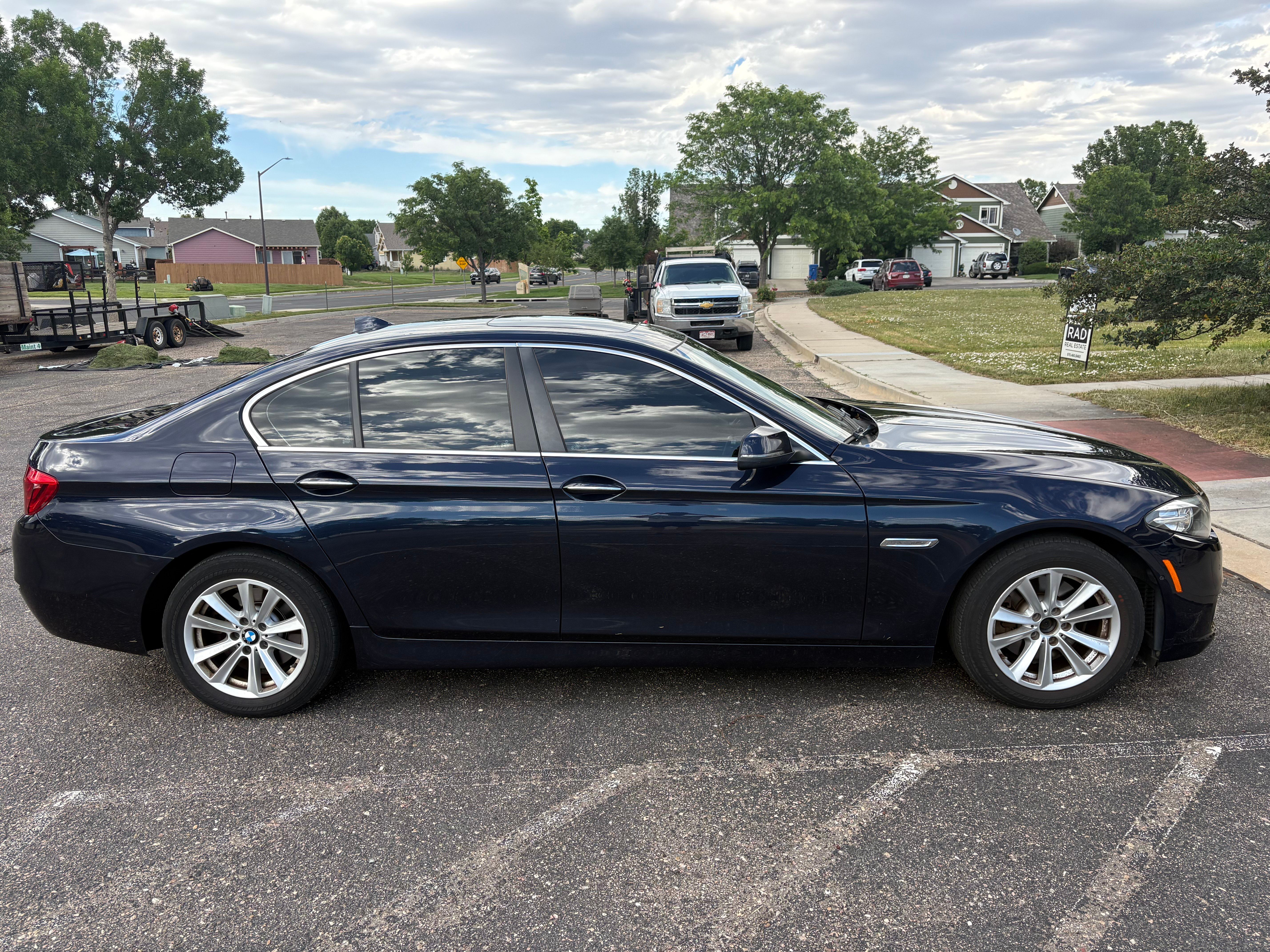 Used 2015 BMW 528i xDrive Sedan AWD/4WD image 4