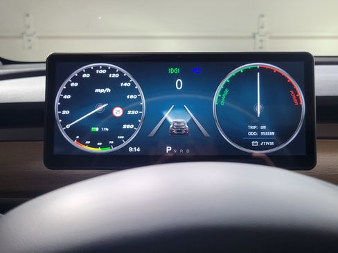 Used 2019 Tesla Model 3 Standard Range Plus image 13