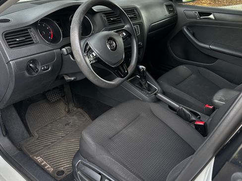 Used 2016 Volkswagen Jetta S FWD image 12