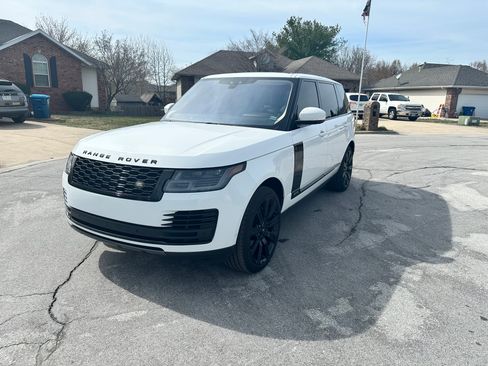 Used 2020 Land Rover Range Rover Long Wheelbase HSE image 2