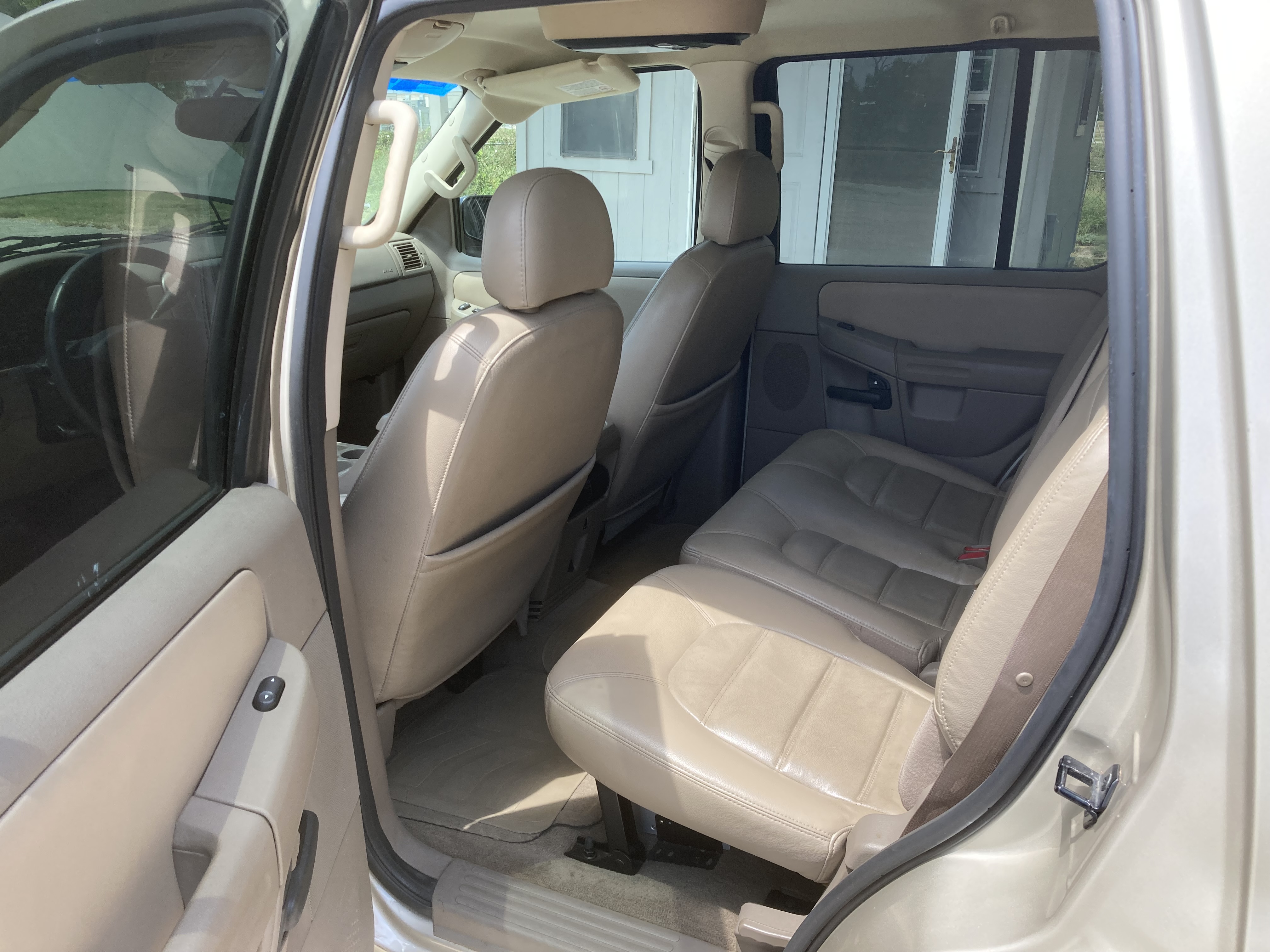 Used 2005 Ford Explorer Sport XLT RWD image 11