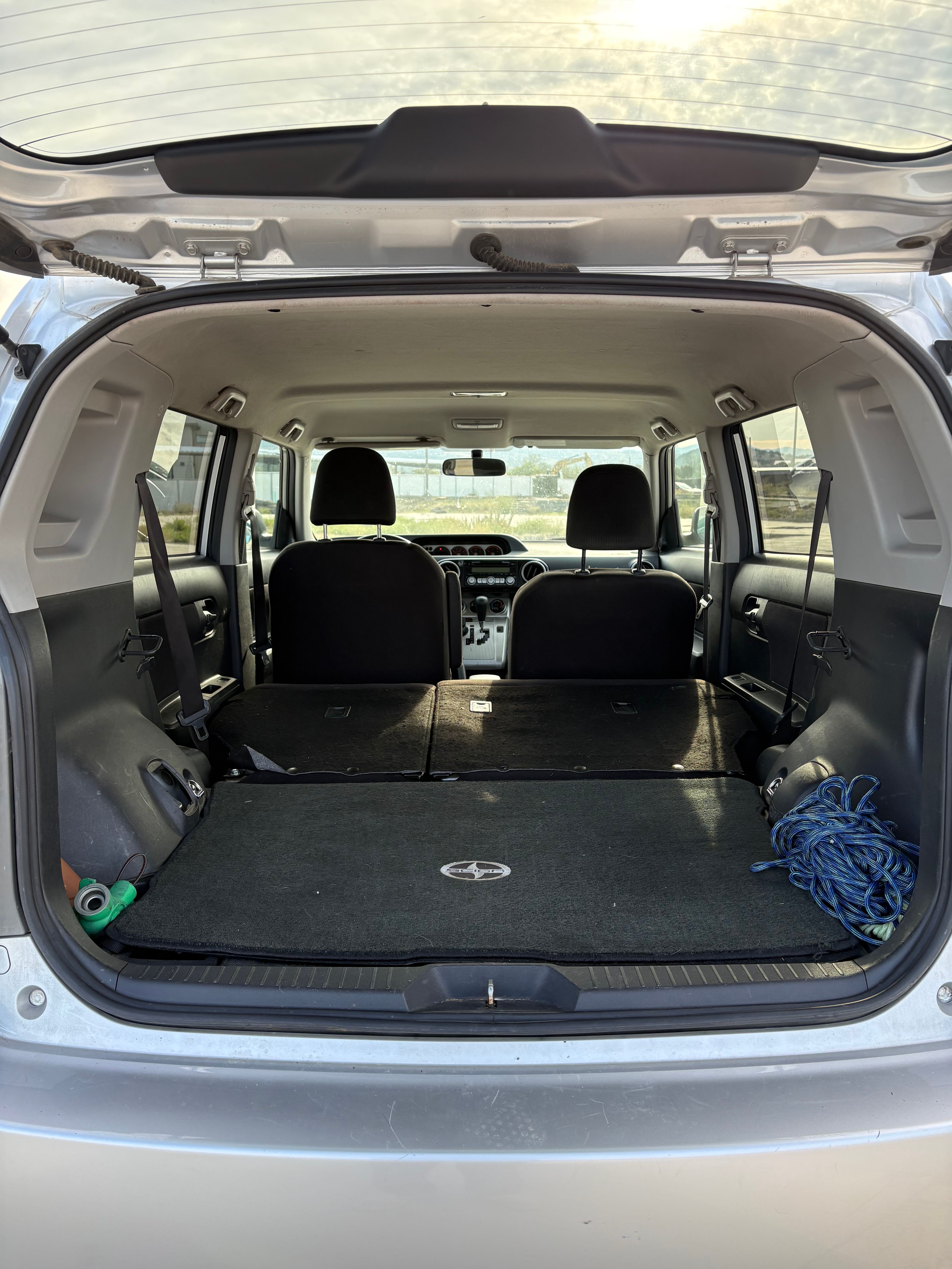 Used 2008 Scion xB FWD image 8