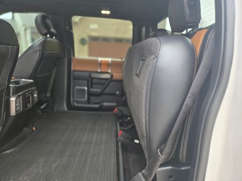 Used 2016 Ford F150 Limited image 24