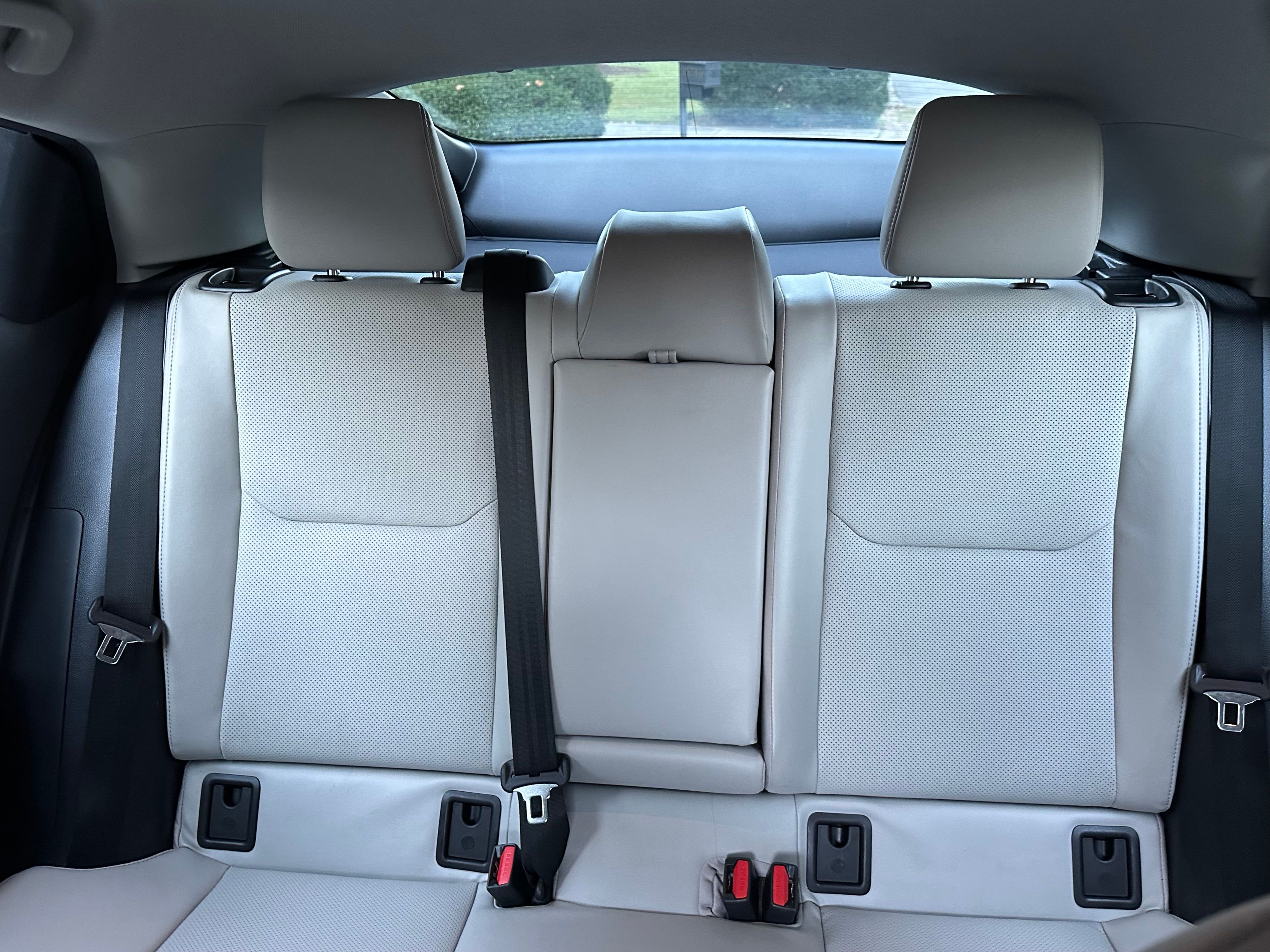 Used 2023 Toyota Prius XLE AWD/4WD image 20