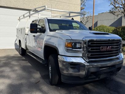 Used 2017 GMC Sierra 2500 2WD Crew Cab w/ Sierra Convenience Package