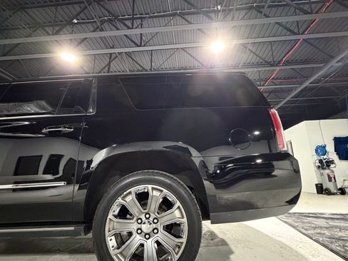 Used 2015 GMC Yukon XL Denali w/ Premium Package AWD/4WD image 10