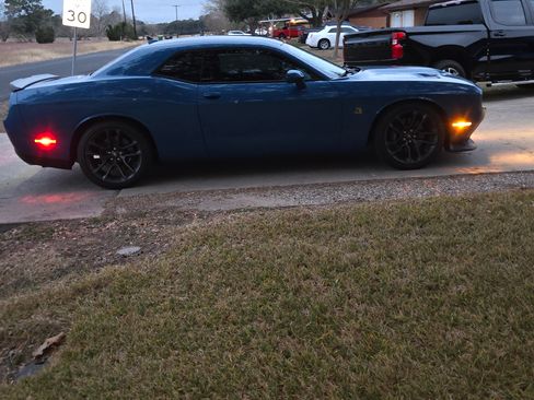 Used 2022 Dodge Challenger R/T Scat Pack w/ Plus Package image 28