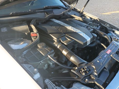 Used 2005 Mercedes-Benz CLK 320 Coupe image 19