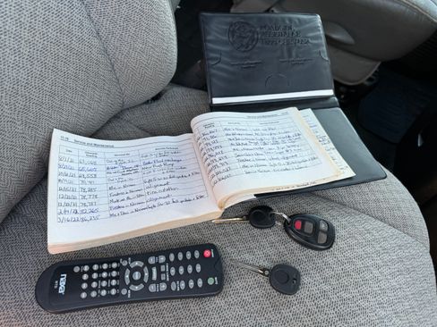 Used 2012 Chevrolet Express 3500 LT w/ LT Preferred Equipment Group image 32