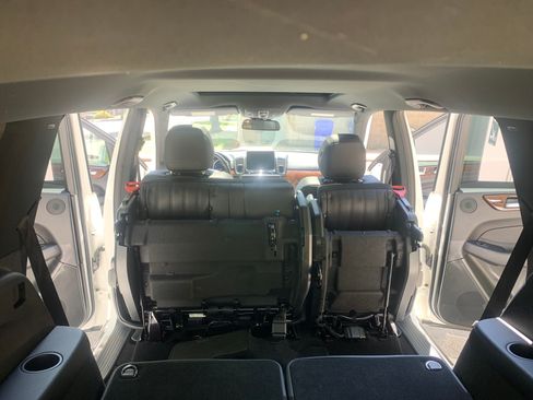 Used 2019 Mercedes-Benz GLS 450 4MATIC image 5