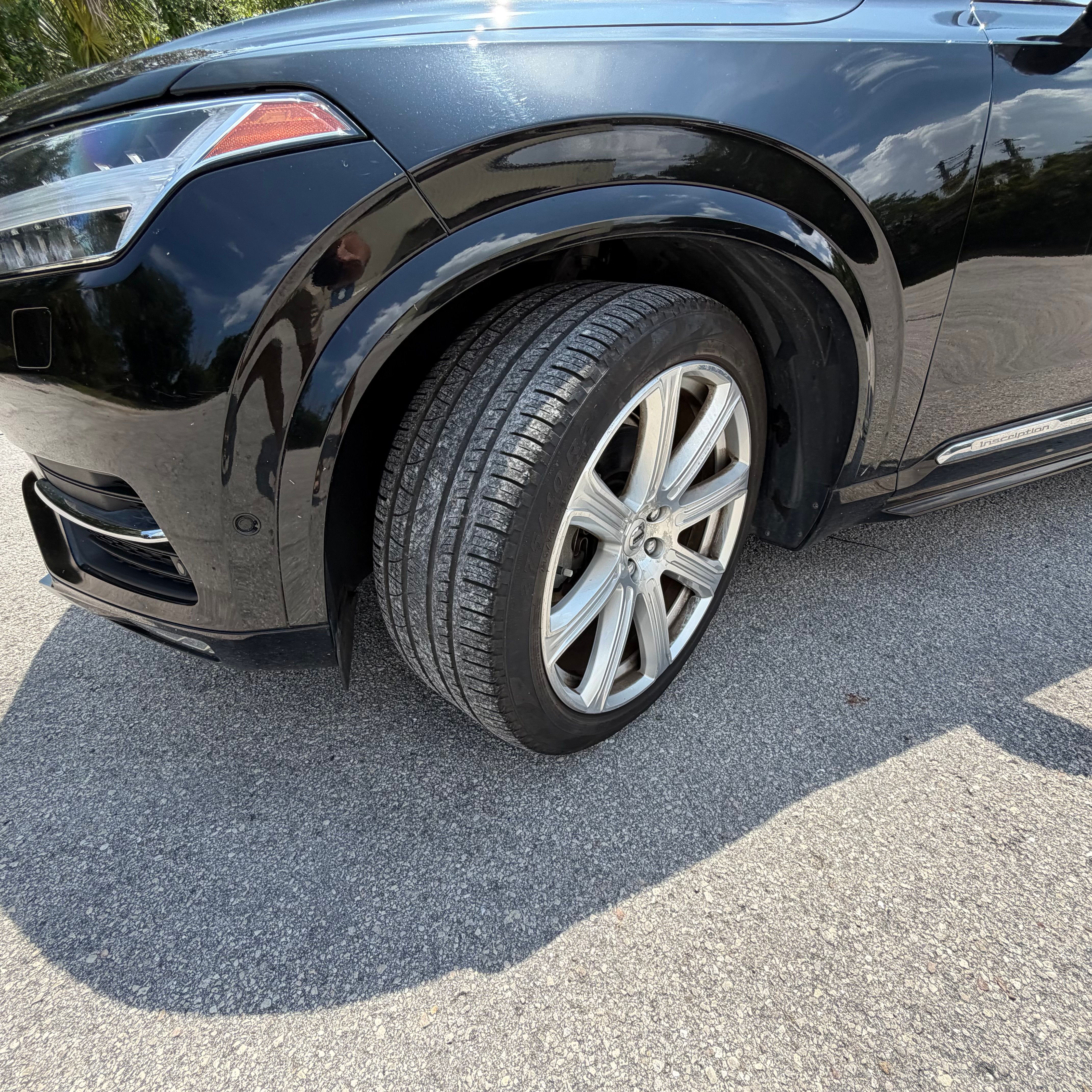 Used 2016 Volvo XC90 T6 Inscription w/ Vision Package AWD/4WD image 19