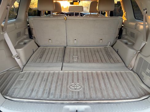 Used 2017 Toyota Highlander Limited Platinum image 14