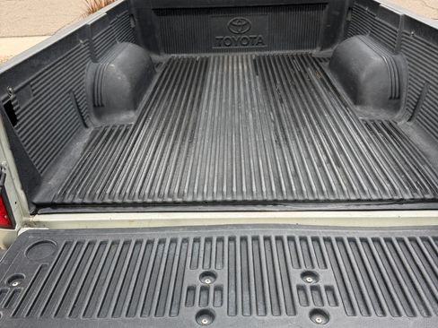 Used 2000 Toyota Tacoma PreRunner image 9