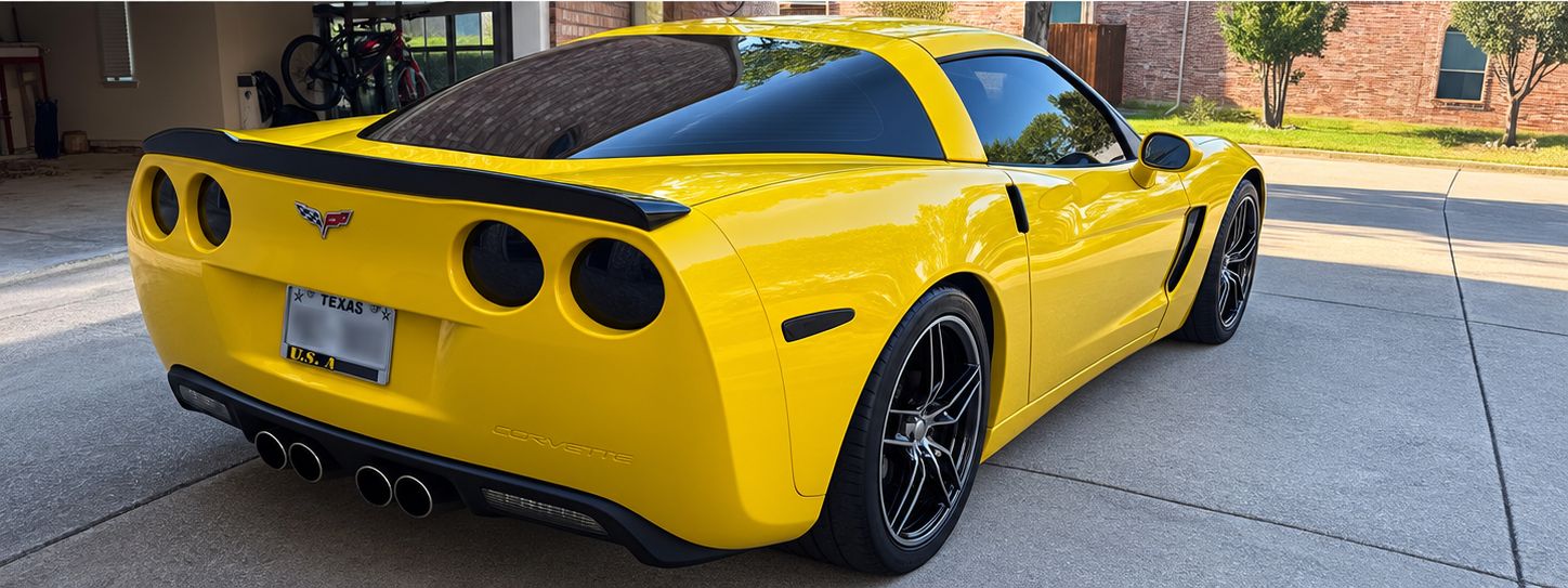 Used 2013 Chevrolet Corvette Coupe w/ 3LT Preferred Equipment Group RWD image 2