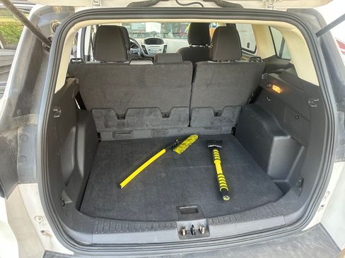Used 2018 Ford Escape SE FWD image 13